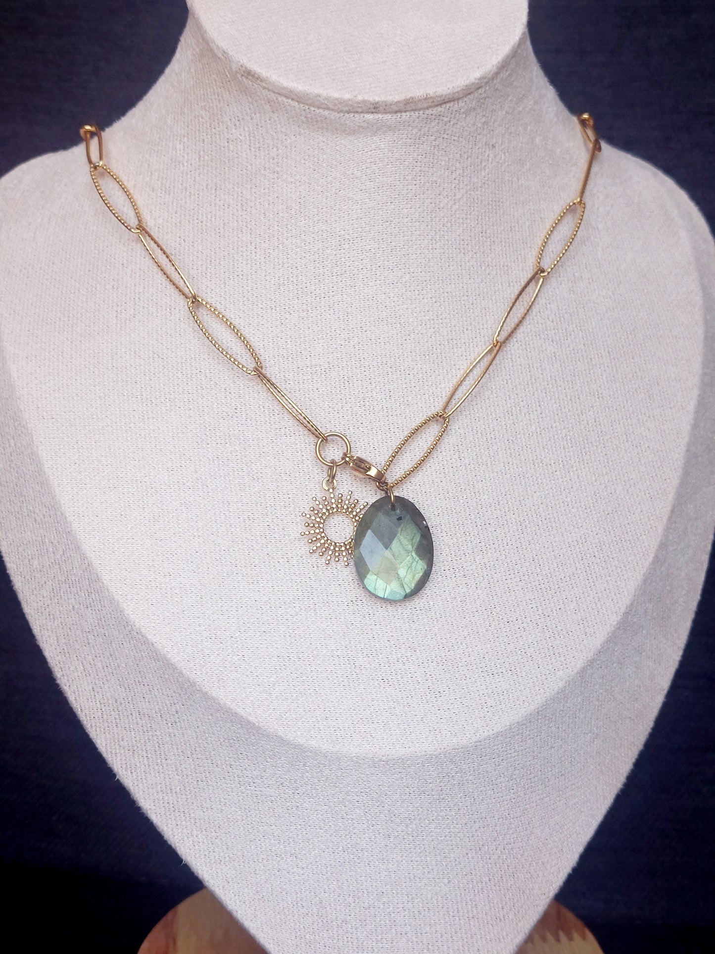 Collier louna