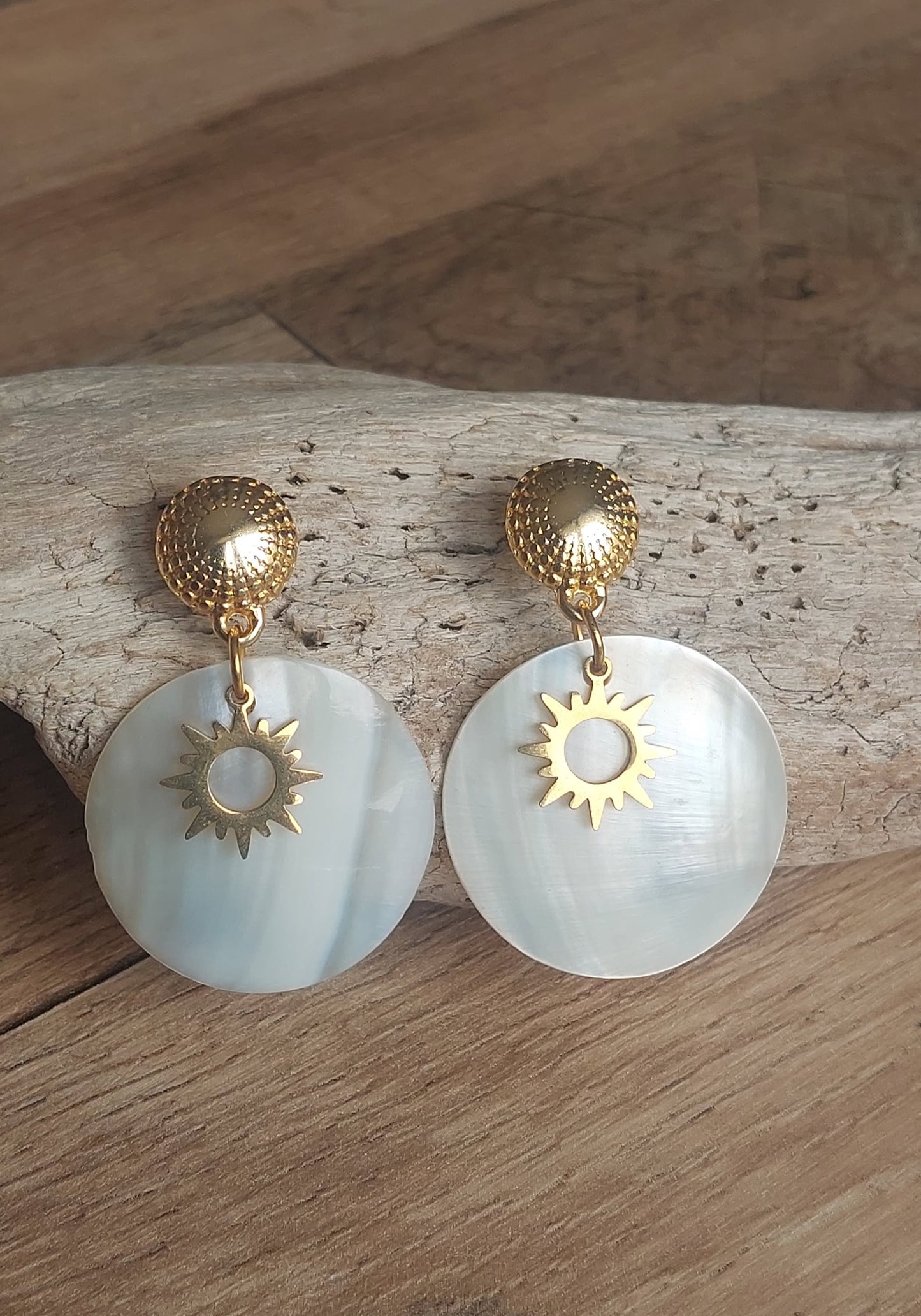 Boucles Nacres EVA