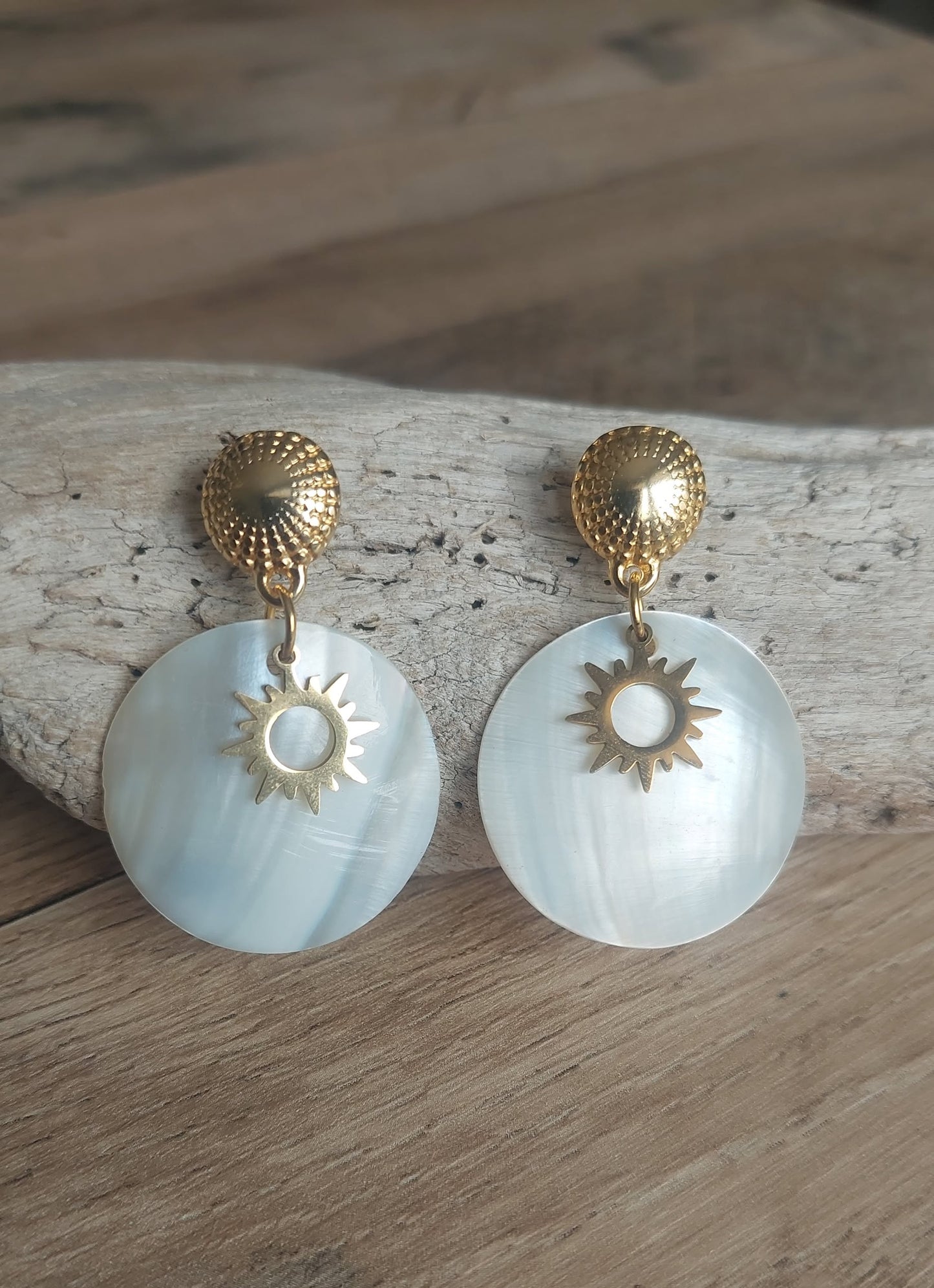 Boucles Nacres EVA