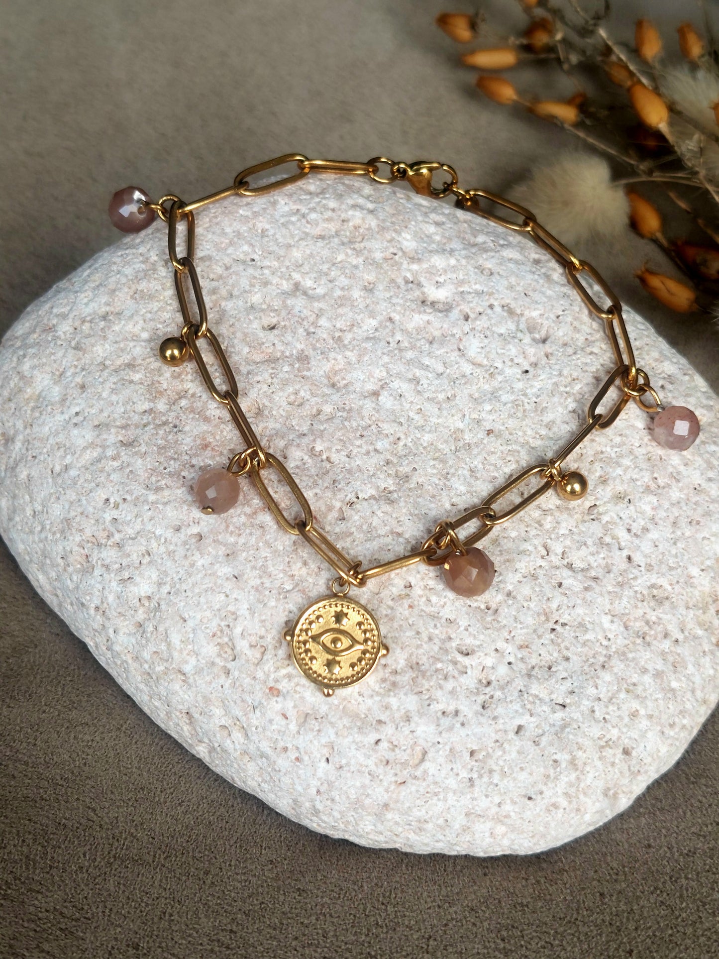 Pierres de soleil montées sur bracelet doré 316L