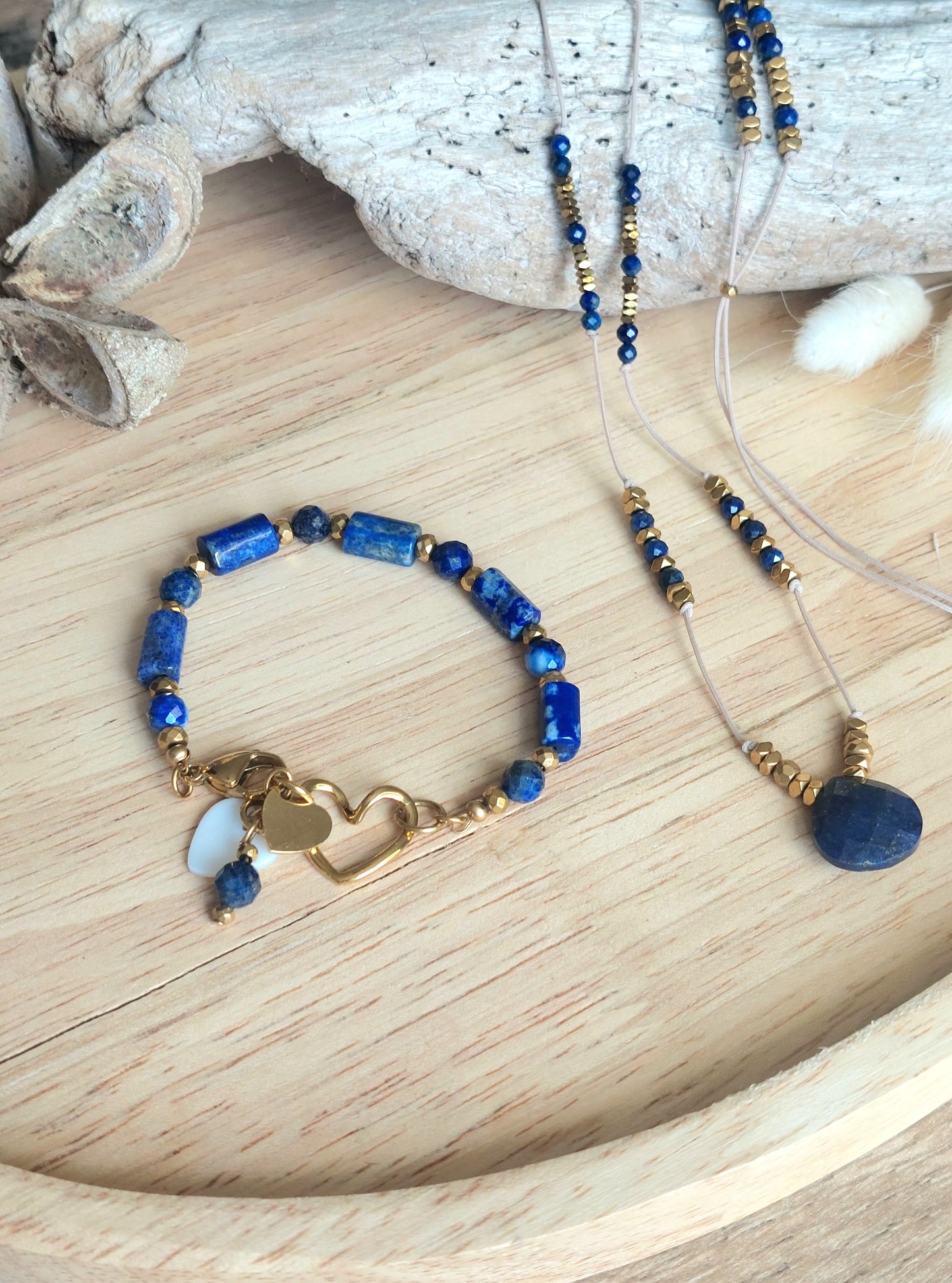 Bracelet bohème charms en  lapis-lazuli 