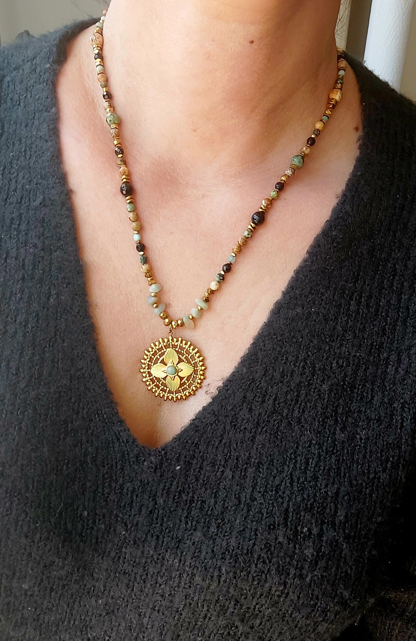 collier sautoir ajustable en longueur bohème et chic fait main en modèle unique