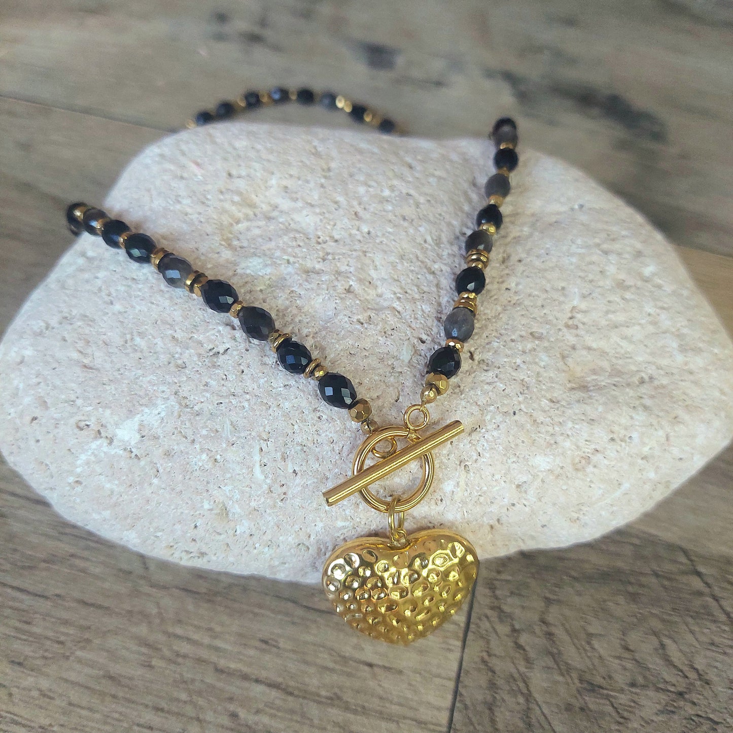 Collier en obsidiennes pierres naturelles bijou bohème fait main modèle unique