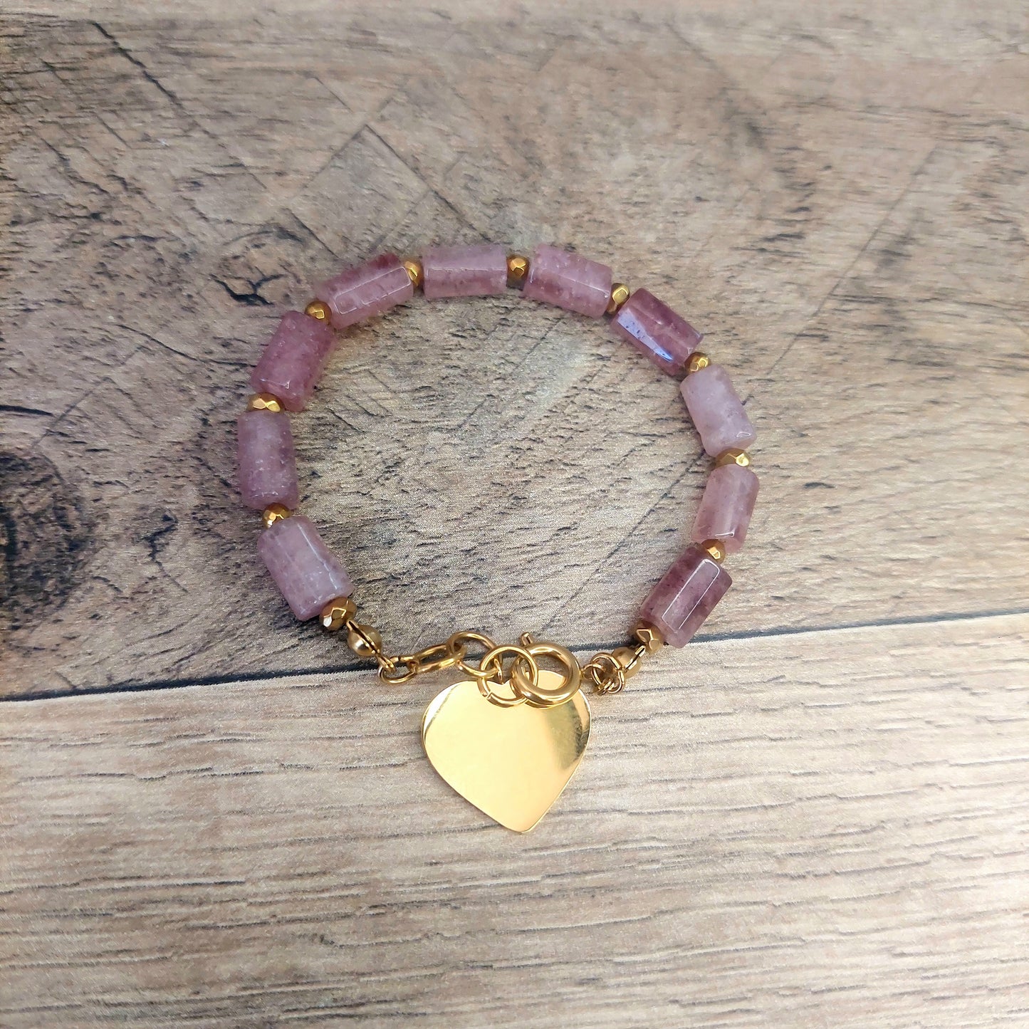 Bracelet femme bohème en pierres naturelles quartz fraise et acier inoxydable pendentif cœur