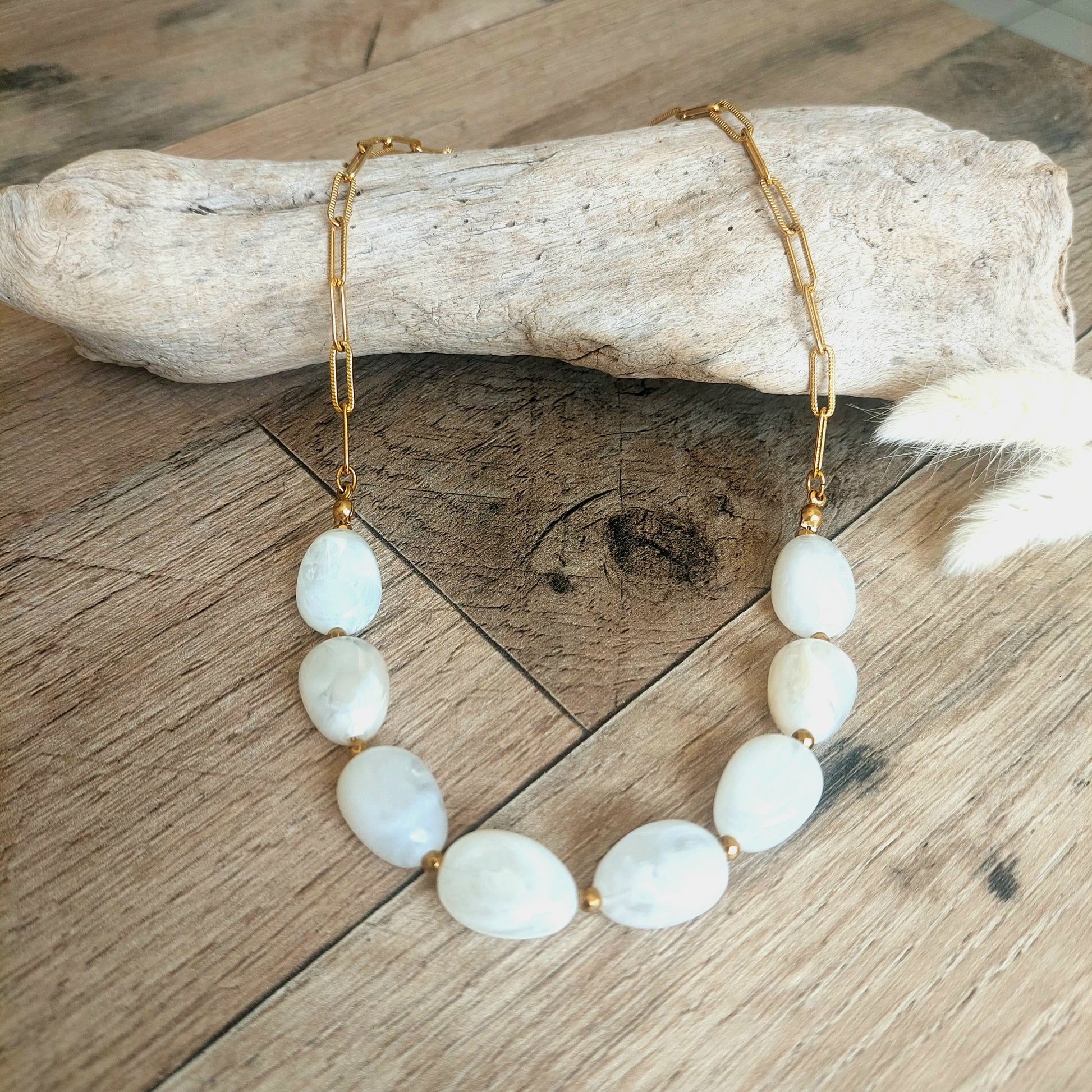 collier acier inoxydable et perles bijou tendance femme