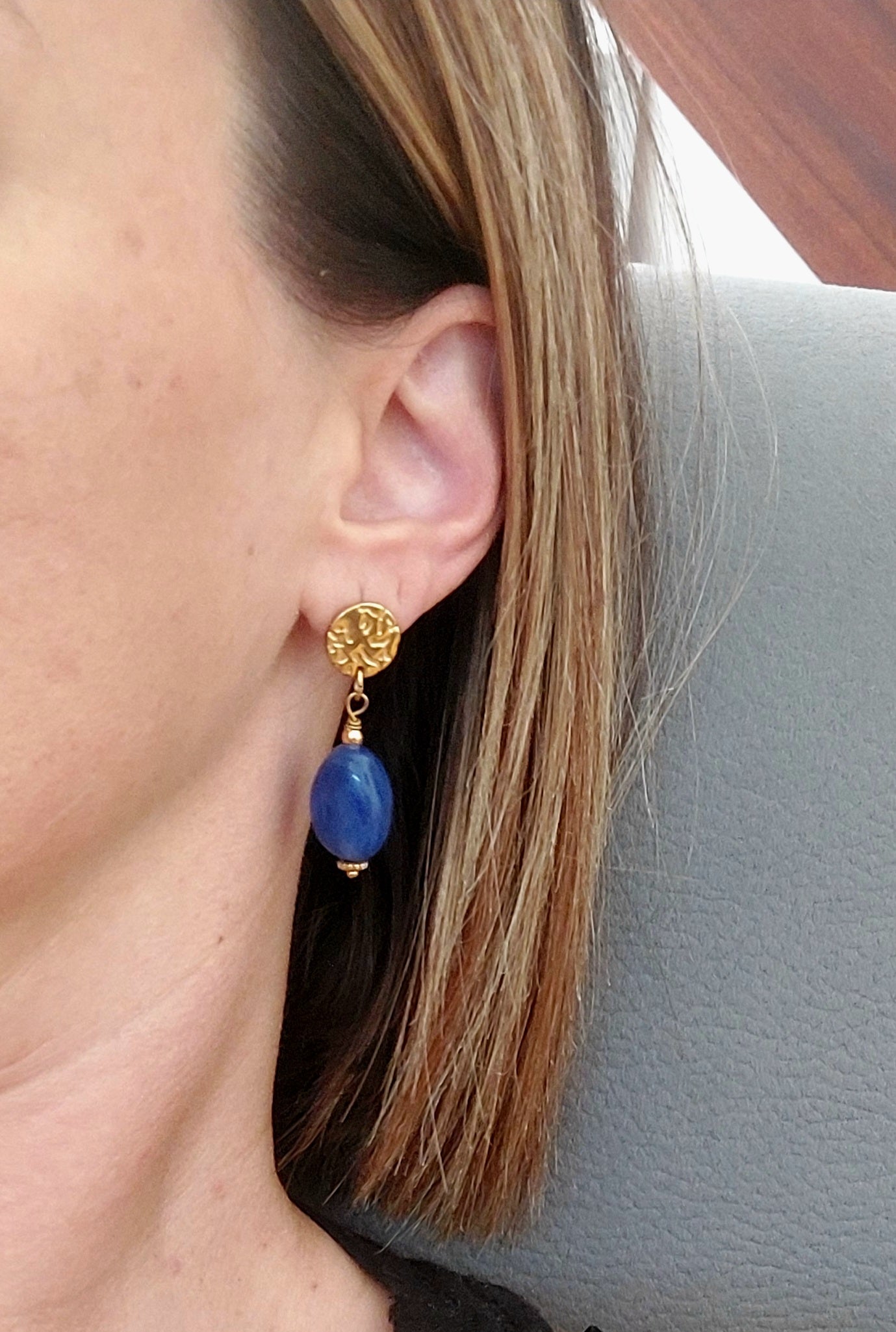 Boucles d'oreilles modèle Loly bleues acier inoxydable femme fait main celisamm creations