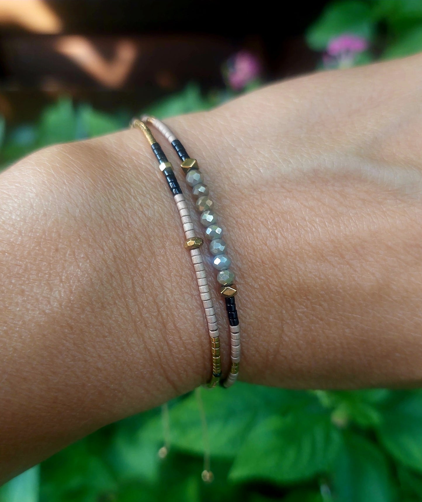 Bracelet double tour en miyuki et cristaux de bohème gris noir caramel et doré fait main pour femme
