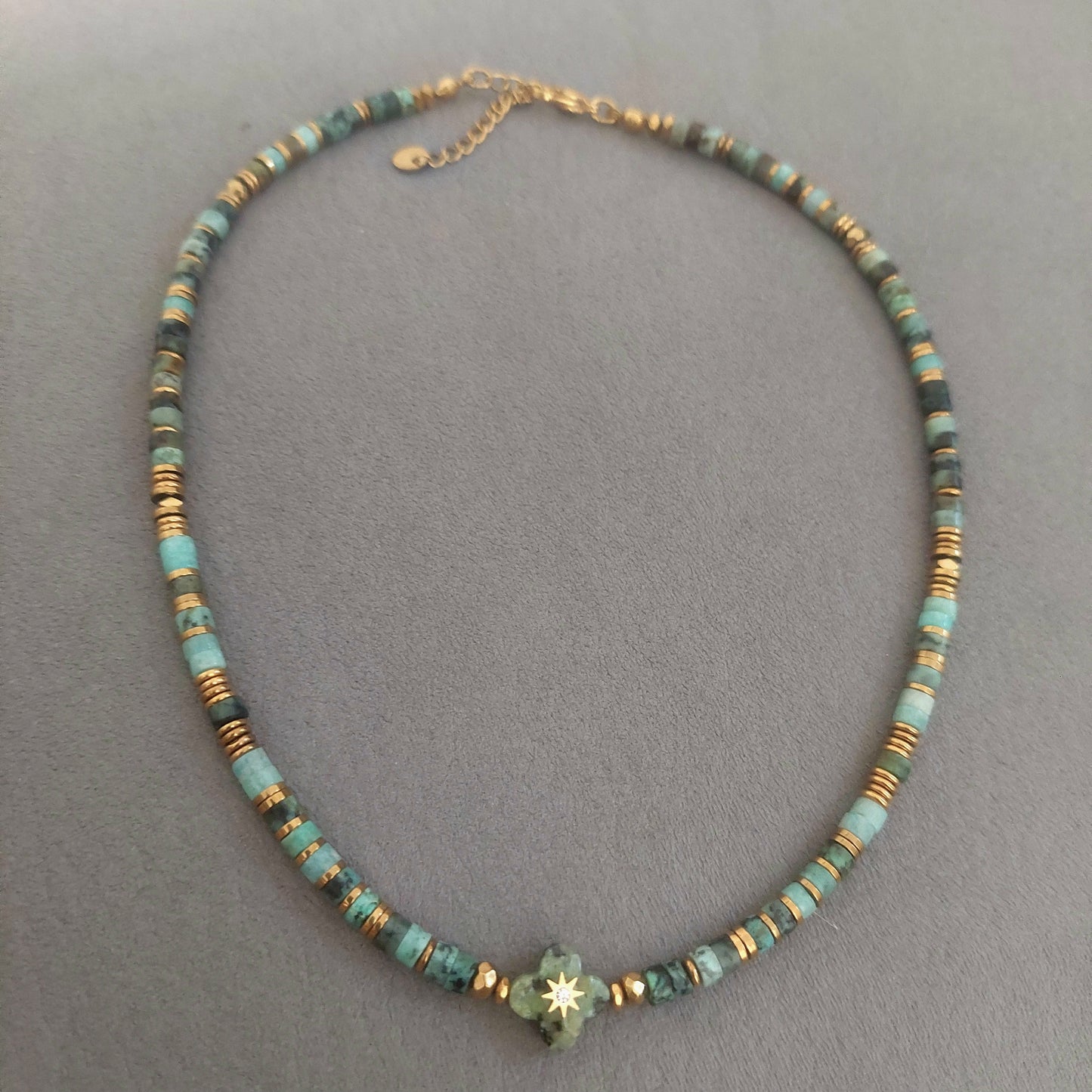 Collier bohème femme pierres naturelles et acier inoxydable hypoallergénique 