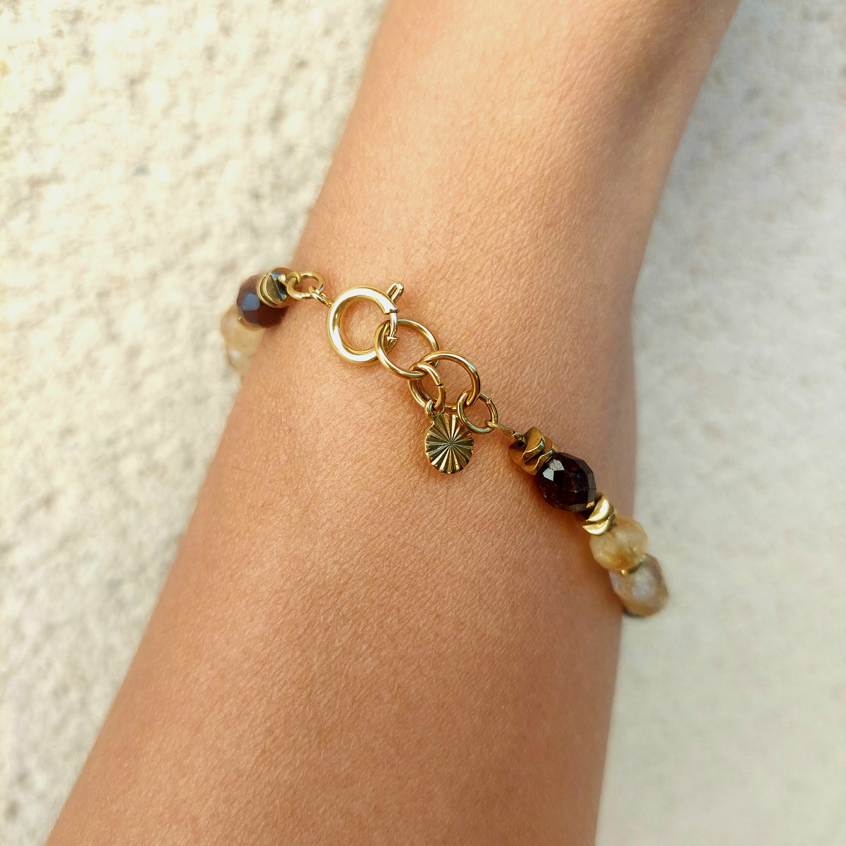 Bracelet acier inoxydable et pierre naturelle pour femme
