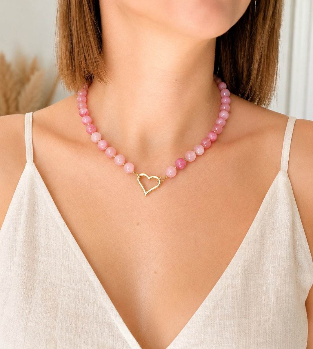 collier aux nuances roses en pierre naturelle fait main pour femme style tendance 