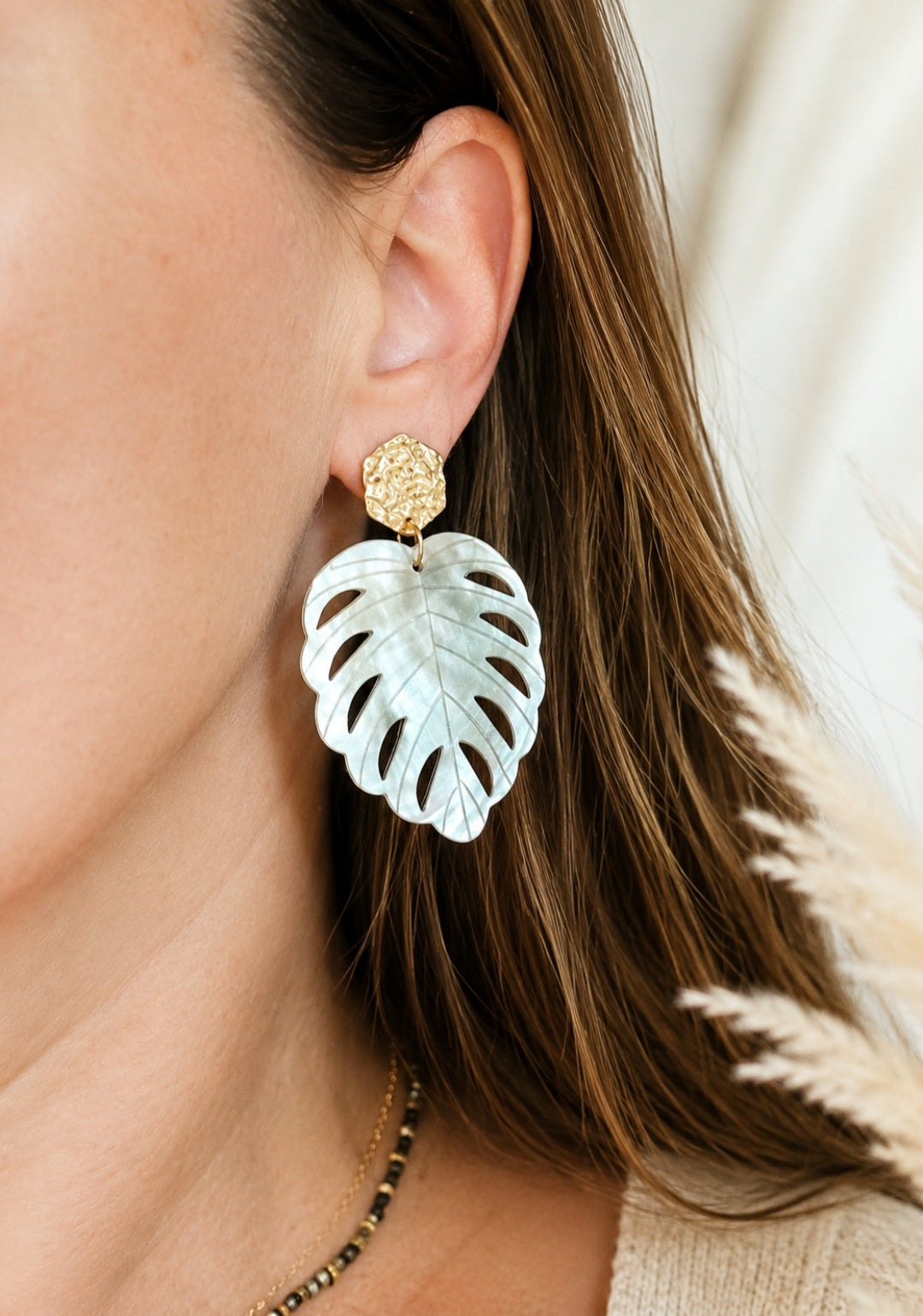 Bijou bohème boucles d'oreilles nacre naturelle et acier inoxydable pour femme celisamm Créations 