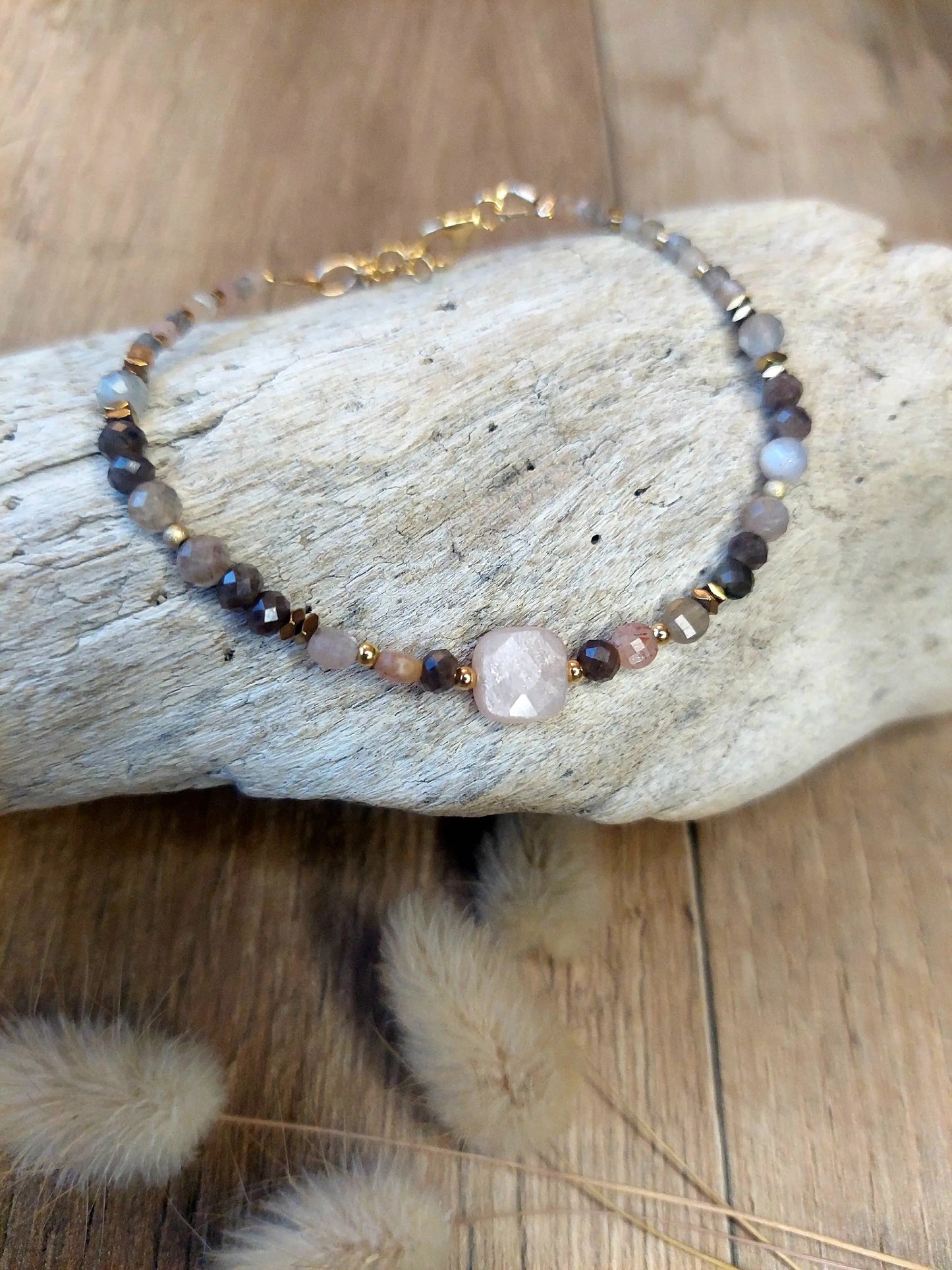 Bracelet bohème fait main pierre de soleil labradorite africaine
