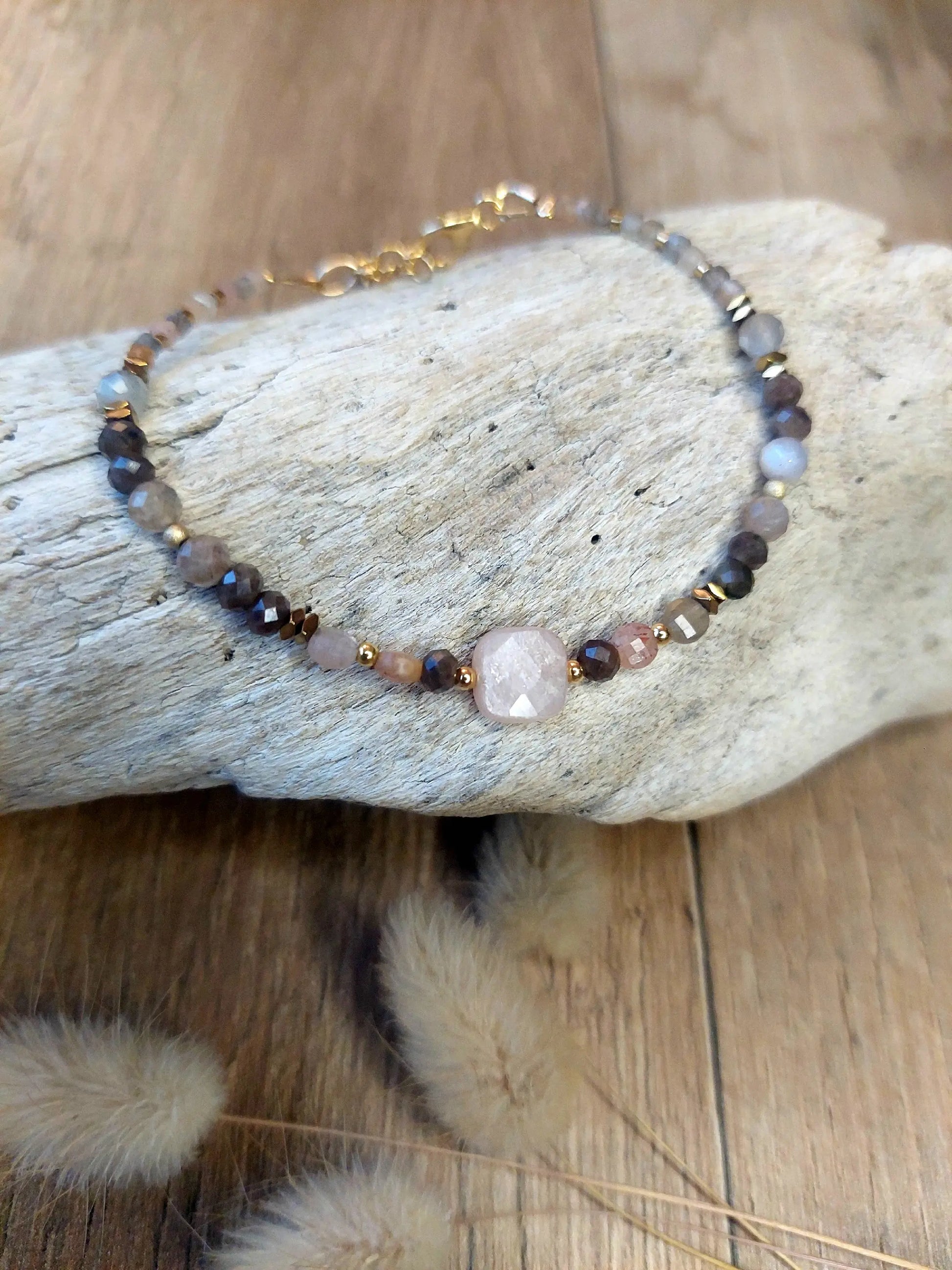Bracelet bohème fait main pierre de soleil labradorite africaine