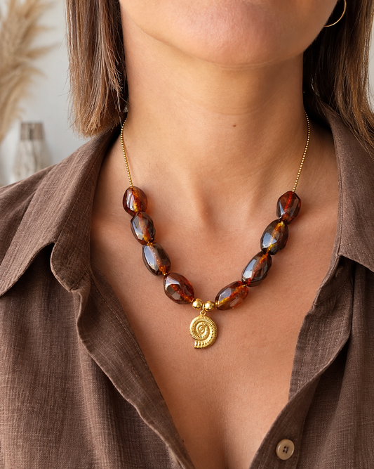 Collier grosses perles acryliques irrégulières ambre et acier inoxydable bijou bohème pour femme