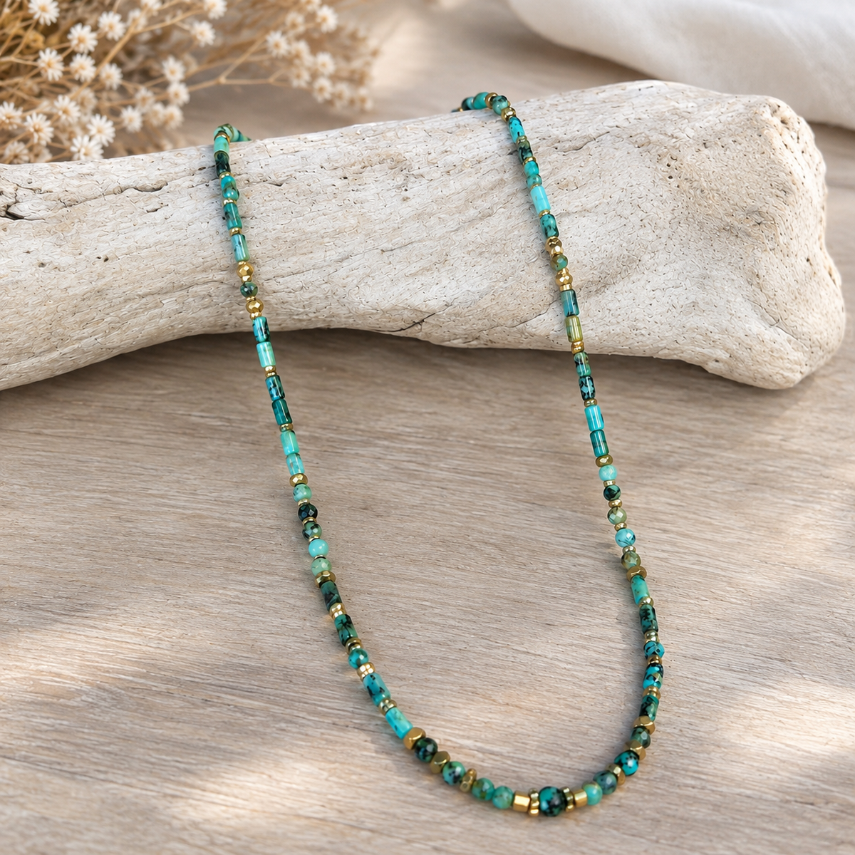 Collier bohème en turquoise africaine, bijou tendance pour femme