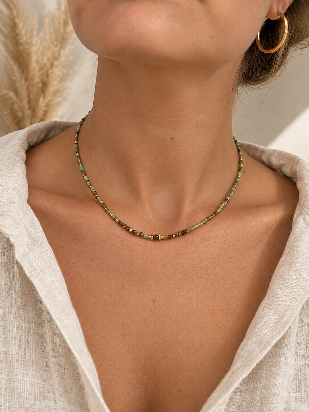 Collier Liséa en perle de turquoise africaine, style bohème, finitions acier inoxydable 316 L
