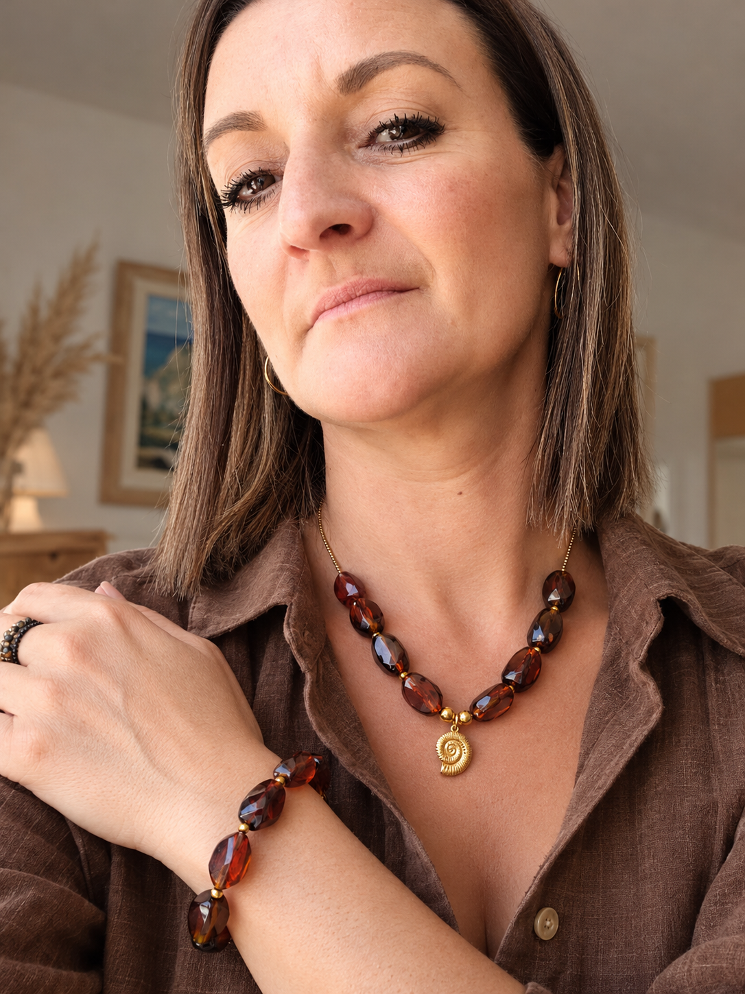 Bijou bohème perle acrylique irrégulière couleur ambre et acier inoxydable femme